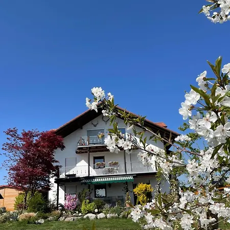Hofgut Bergchalet Mirabell - Natururlaub Am Bodensee