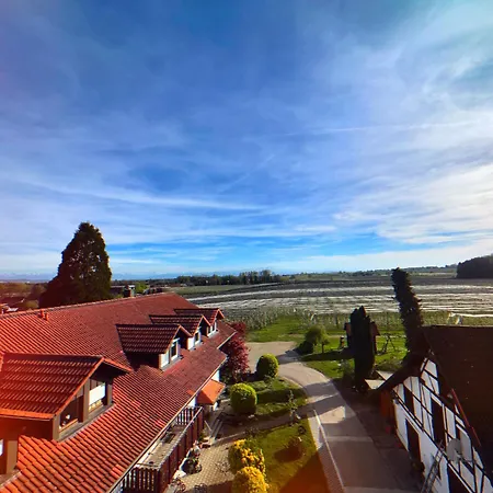 Hofgut Bergchalet Mirabell - Natururlaub Am Bodensee 公寓 腓特烈港
