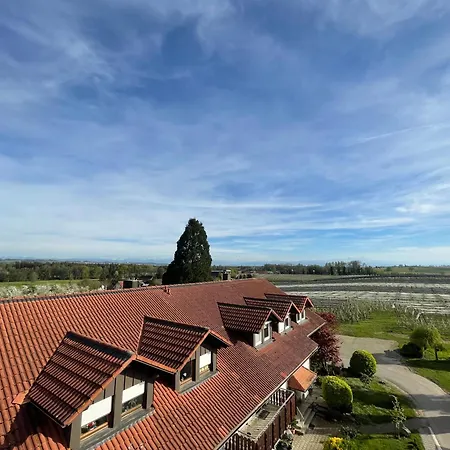 아파트 Hofgut Bergchalet Mirabell - Natururlaub Am Bodensee 프리드리히스하펜